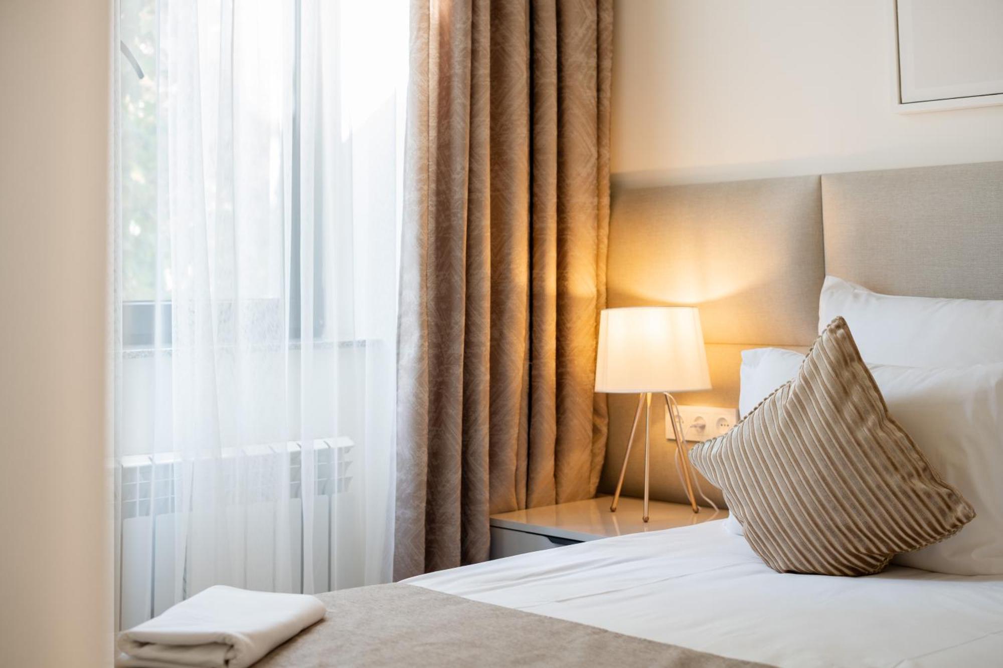 Ris Opera Apartments เยเรวาน ภายนอก รูปภาพ
